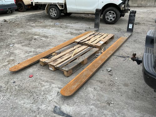slide-items-2