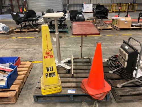 slide-items-0
