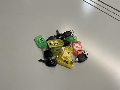 slide-items-3