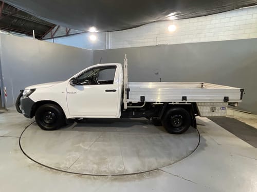 slide-items-3