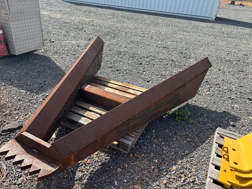 slide-items-4