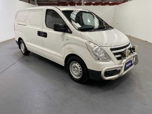 2017 Hyundai iLoad - TQ3-V Series II MY17 Van 5dr. Auto 5sp 1098kg 2.5DT