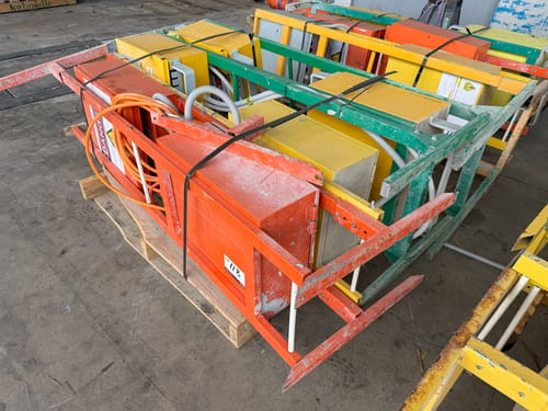 slide-items-1