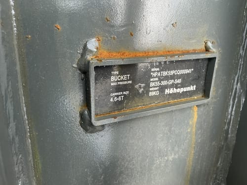 slide-items-4