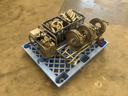 slide-items-2