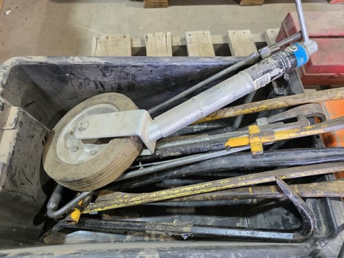 slide-items-2