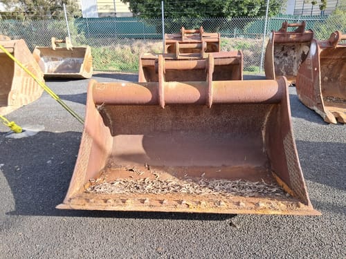 slide-items-1
