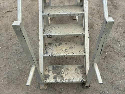 slide-items-1