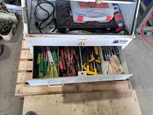 slide-items-3