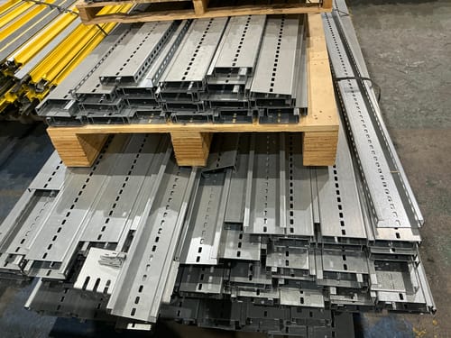 slide-items-1