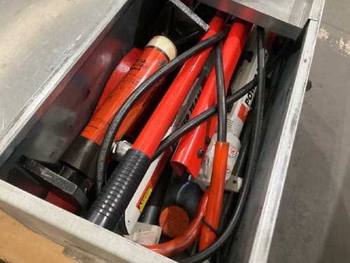 slide-items-1