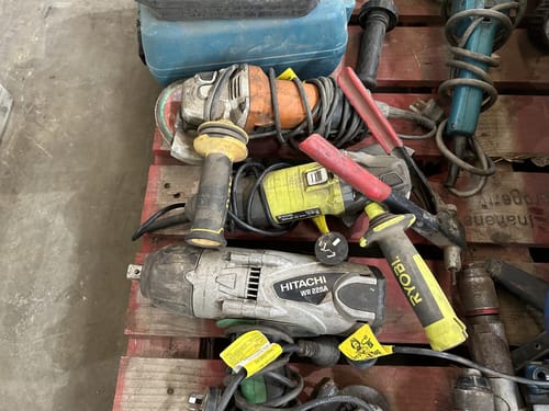 slide-items-3