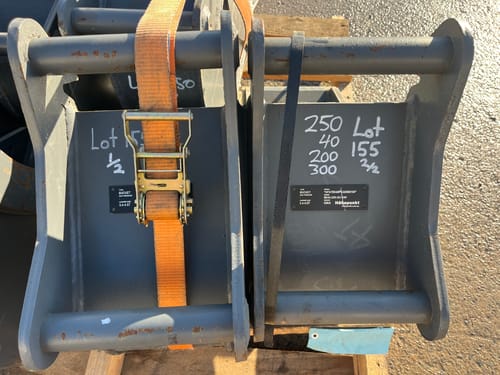 slide-items-4