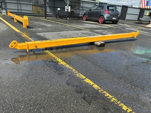 slide-items-0