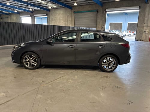 slide-items-3