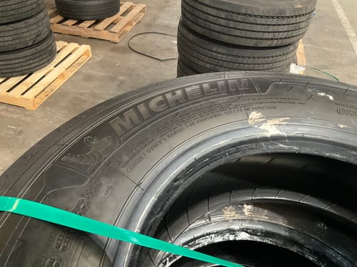 slide-items-3