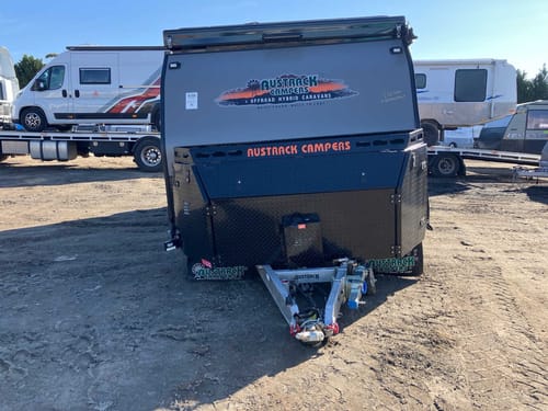 slide-items-1