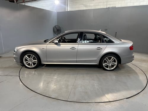slide-items-3