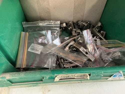 slide-items-3