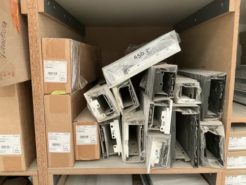 slide-items-1