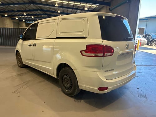 slide-items-4