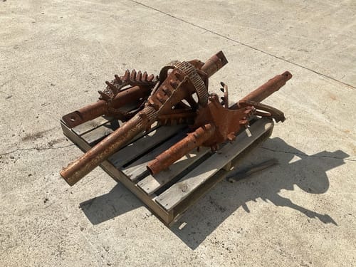 slide-items-2