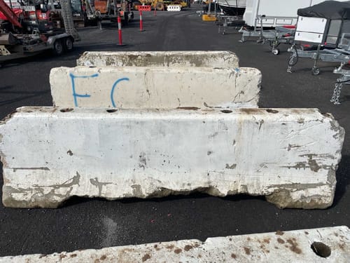 slide-items-2