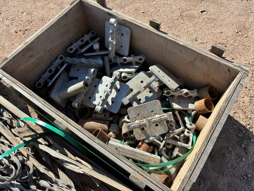 slide-items-3