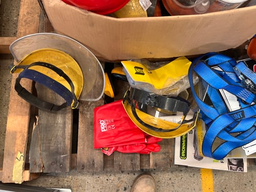 slide-items-3