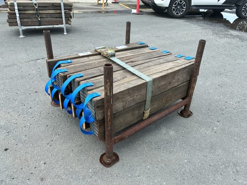 slide-items-4