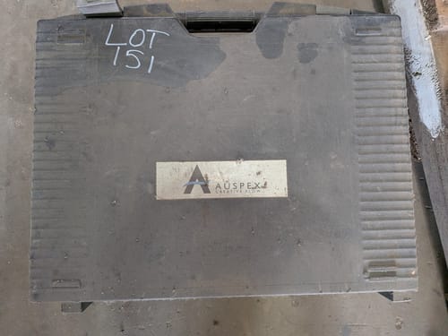 slide-items-3