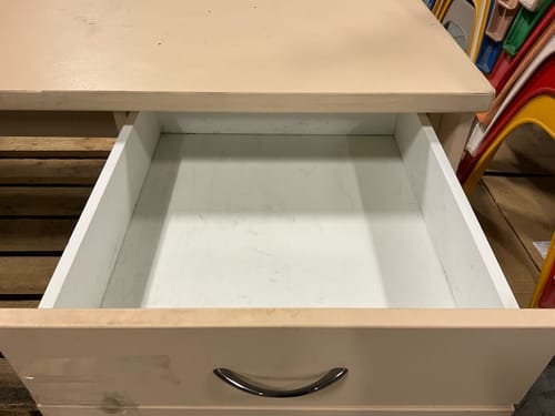 slide-items-4