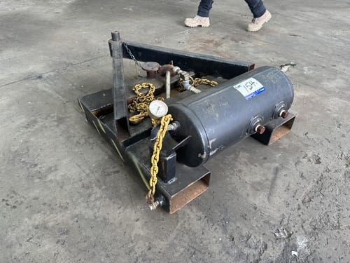 slide-items-3