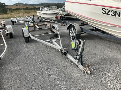slide-items-0