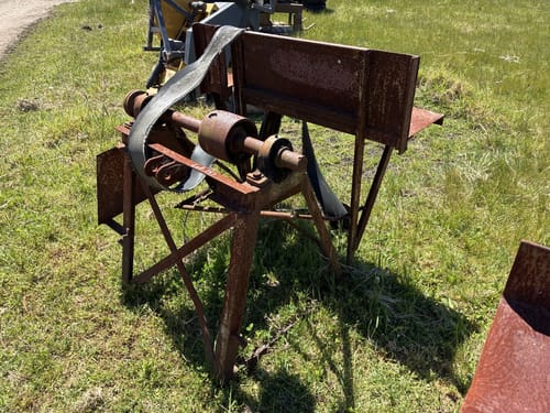 slide-items-3