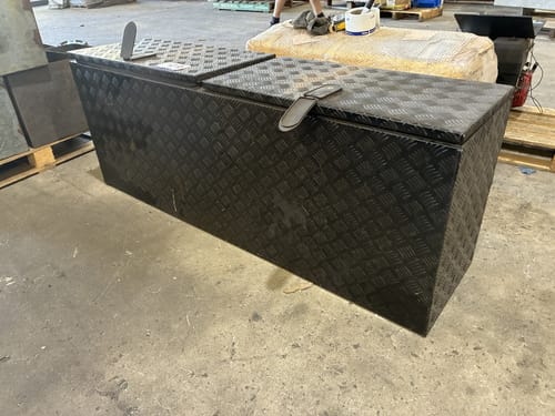 slide-items-1
