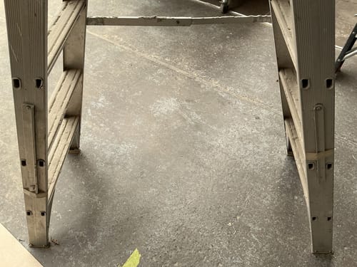 slide-items-2