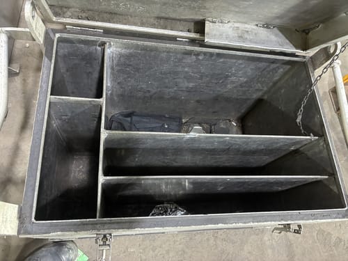 slide-items-3