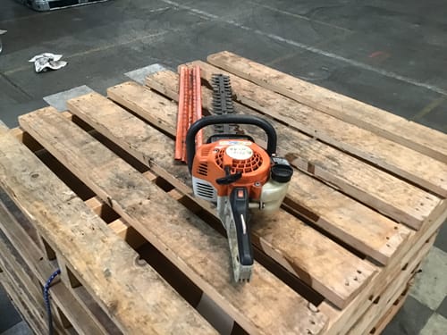 slide-items-3