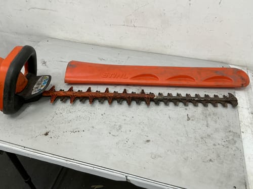 slide-items-3