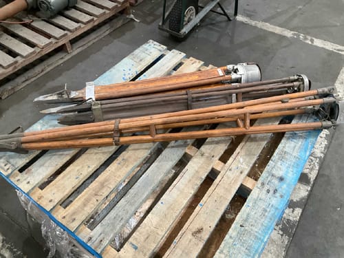 slide-items-3