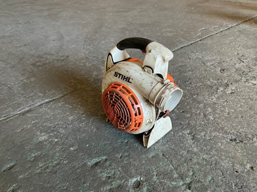 slide-items-3