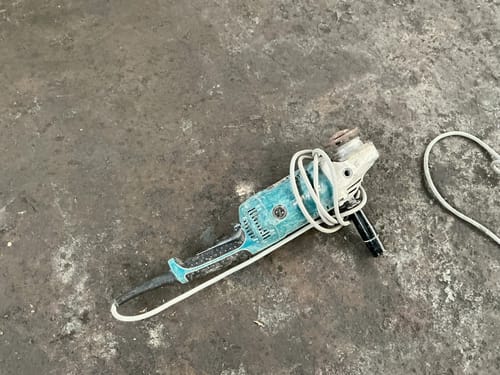 slide-items-3
