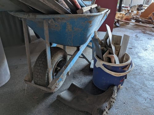 slide-items-3