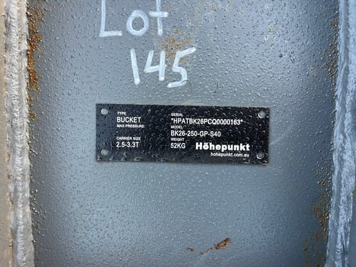 slide-items-1