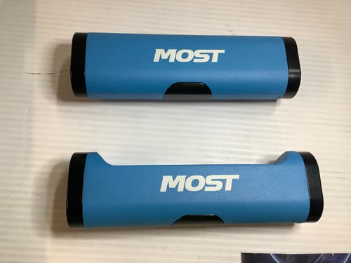 slide-items-2