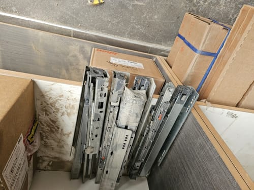 slide-items-2