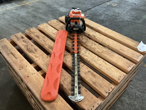 slide-items-3