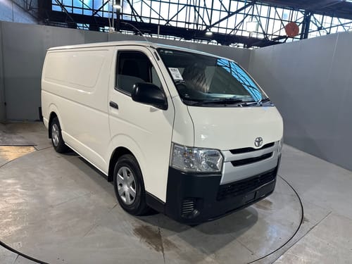 2018 Toyota Hiace - TRH201R Van LWB 4dr Auto 6sp 1065kg 2.7i