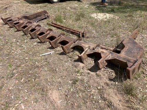 slide-items-2